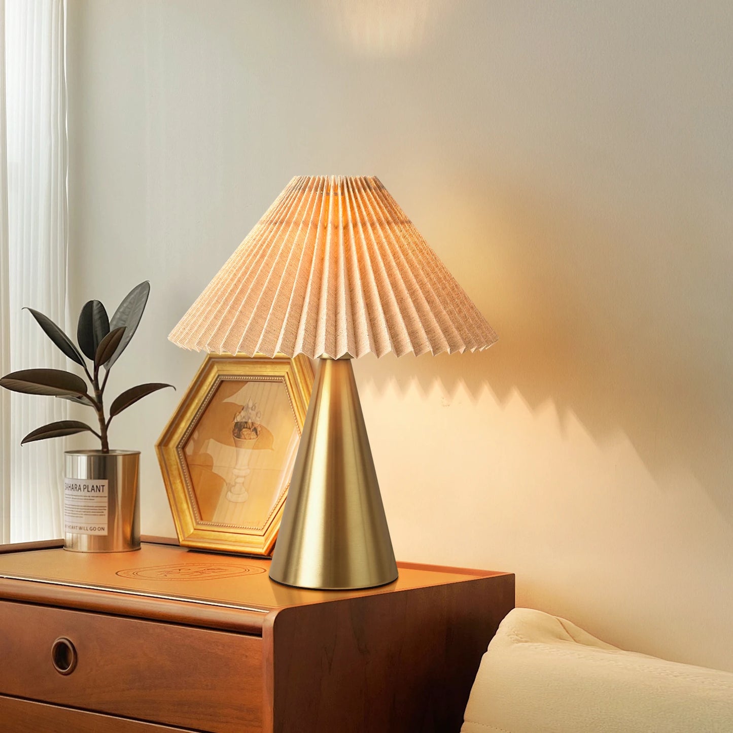 Iron Table Lamp With Pleated Scalloped Shade For Bedroom