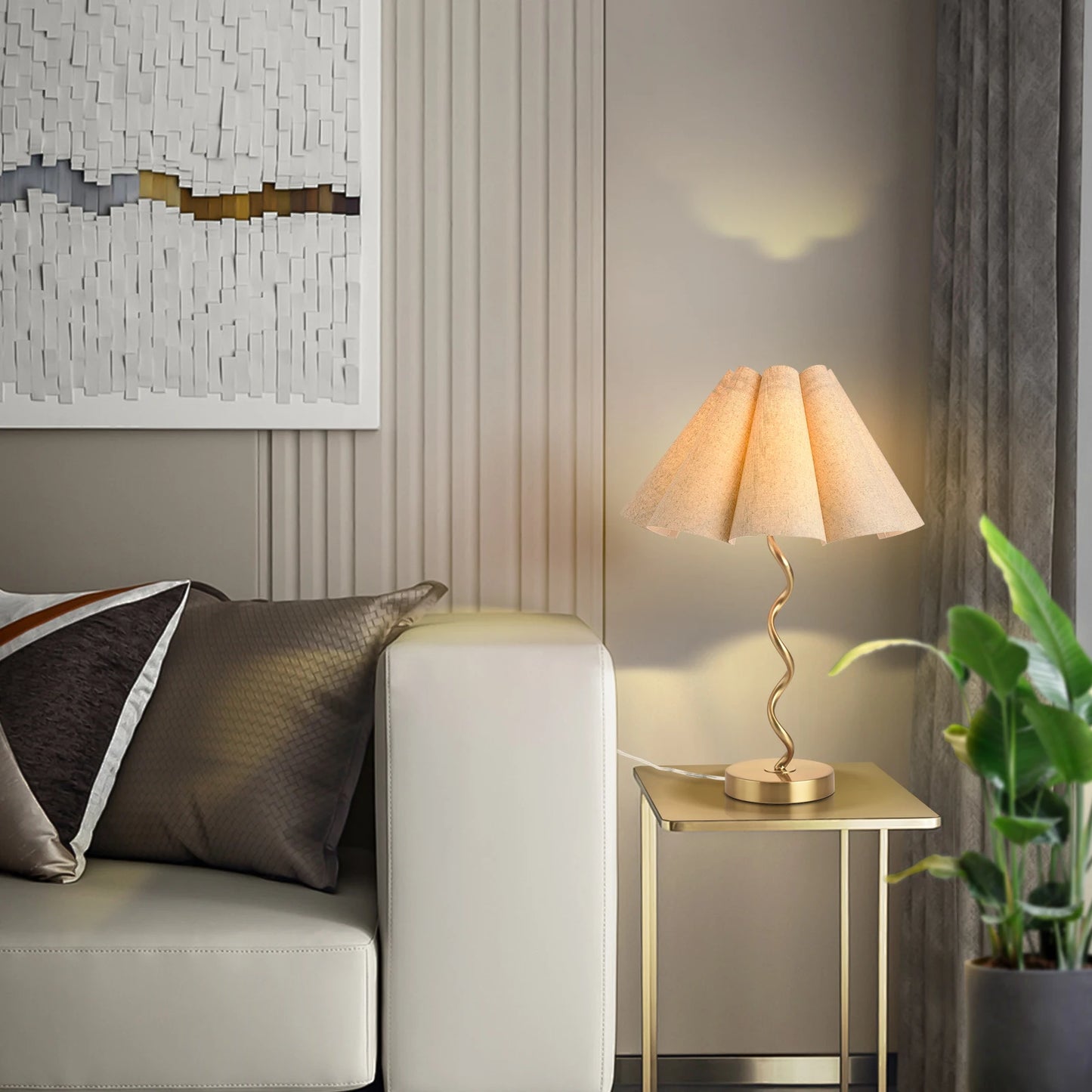 Modern Scalloped Pleated Table Lamp for Nightstand and Desk